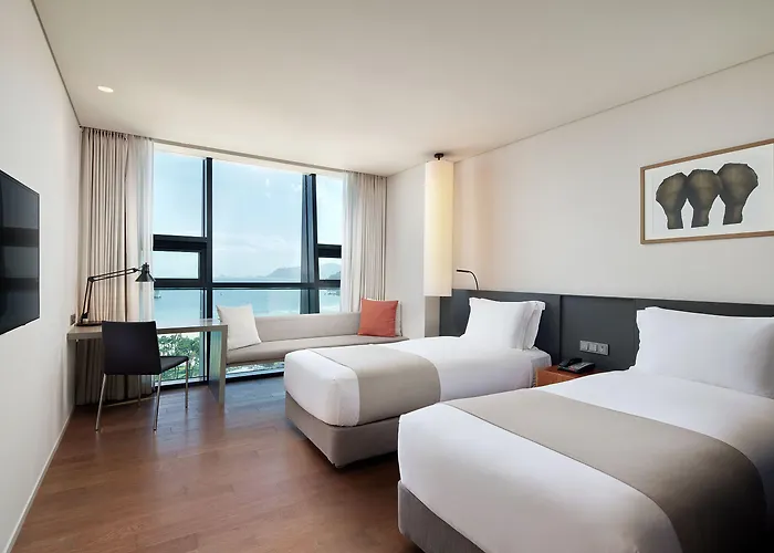 Shilla Haeundae 4*